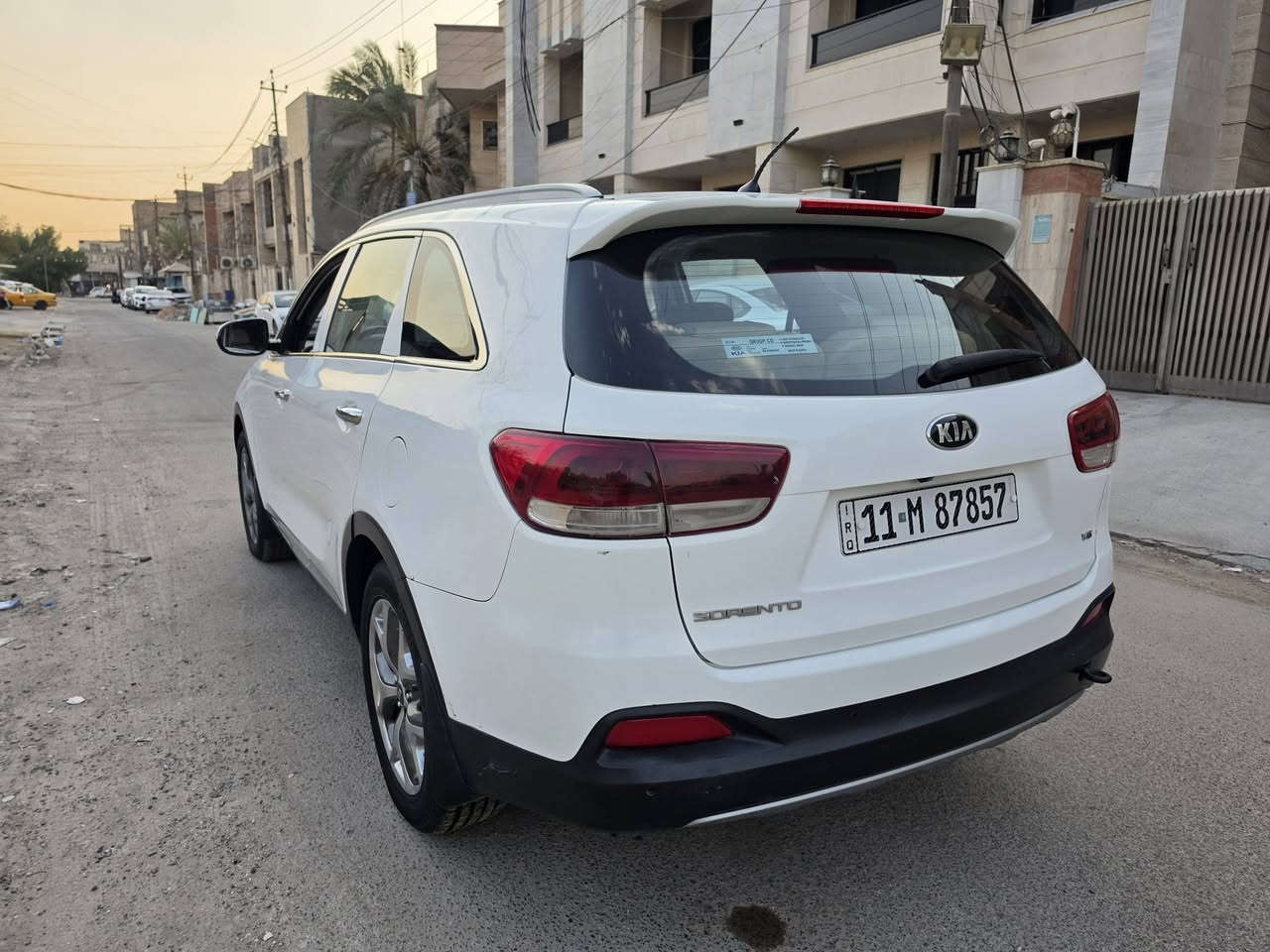 سورنتو ٢٠١٧ خليجي فول مواصفات من عدا الفور ويل بانوراما كشنات كهرباء وجلد بردات خلفيه بصمه تشغيل وابواب شاشه وكاميرا وتحكمات جنطه كهرباء ٧ راكب ٣ قطع تبريد محرك ٦ سلندر بيه حادث باب خلفي وبيه الداير مال الباب كص بيه مكانات صبغ من صفحه السايق مكان بغداد السعر ١٦٥ ورقه 
للاتصال ***********.     مكلف بالنشر مكلف بالنشر اتصل بالرقم
