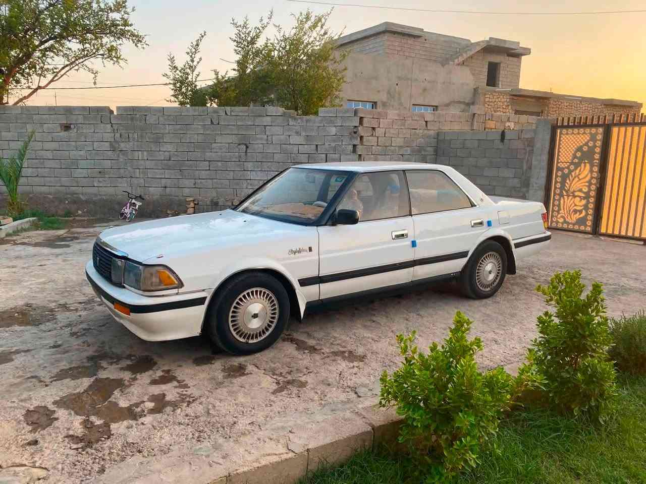السلام عليكم للبيع هارتوب رقم انبار سنويه ال٢٩ تحويل مباشر محرك ٢٥٠٠ محرك وكير جدد كهربائيات كلها شغاله كشنات كهرباء امامي خلفي ثلاجه خلفيه تخم تاير تخم ويل كب صدرها جديد سياره بلاديه وجاهزه وجديده السعر ٣٨ مكاني الانبار الرمادي ***********
