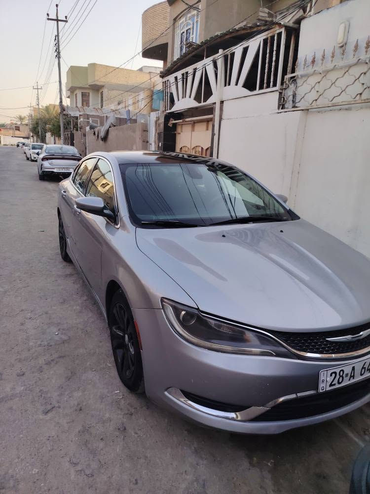 ‏السلام عليكم
🤍
‏🚘 كرايسلر C200 موديل 2015
‏رقم بغداد والسنوية للـ2028 وباسمي
‏
‏🔹 مكينة 2400 بحالة ممتازة
‏🔹 كير 9 نمر ماوس ممتاز
‏‏🔹 حدادية جديده هستوني مسويها
‏‏‏❄️ التبريد شغال وبارد  ثلج بس منقص غاز شويه واي شي غير التنقيص اني اتحمل مسؤوليته
‏🔹 شاشه صغيره +كامره
‏🔹 منظومة زينون أصلي وكالة بمدى 300 متر
‏‏🔊 سستم صوت Infinity أصلي ومجهز
‏
‏حادثها باب السائق فقط ومبدله وصور الحادث موجوده بالمنشور  ، بدون أي ضرر داخلي. وبيها باردات بسيطه ممبينه السونار مرفق بالمنشور
القماره جارده مسويلها كلير وهم جردت
‏
‏دواخلها نضيفه 
‏💰 السعر 85ورقة
‏والمجال بسيط تقديراً للجاد وصاحب كلمة
‏ملاحظة
‏السياره نقصها تايرات و التحكم مال التبريد والمسجل ميشتغل
‏📍 النجف الأشرف — 
‏📞 ***********
‏ النجف, العراق
