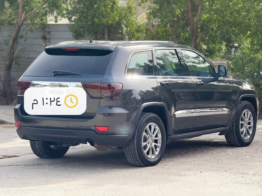 جيب موديل ٢٠١١بيه ٣قطع بدون دواخل السعر ١٢٨ وبي مجال 
كير تبريد صدر أمامي خلفي جديد  السياره ما ناقصه شي رقم أربيل دولي هزه جديده شرط تحول أو وكالة 
المكينه بيه دخان بس نت الصالنه بدون تنقيص وما مثر عليها أبد مكان السياره بغداد أو تكريت ***********
