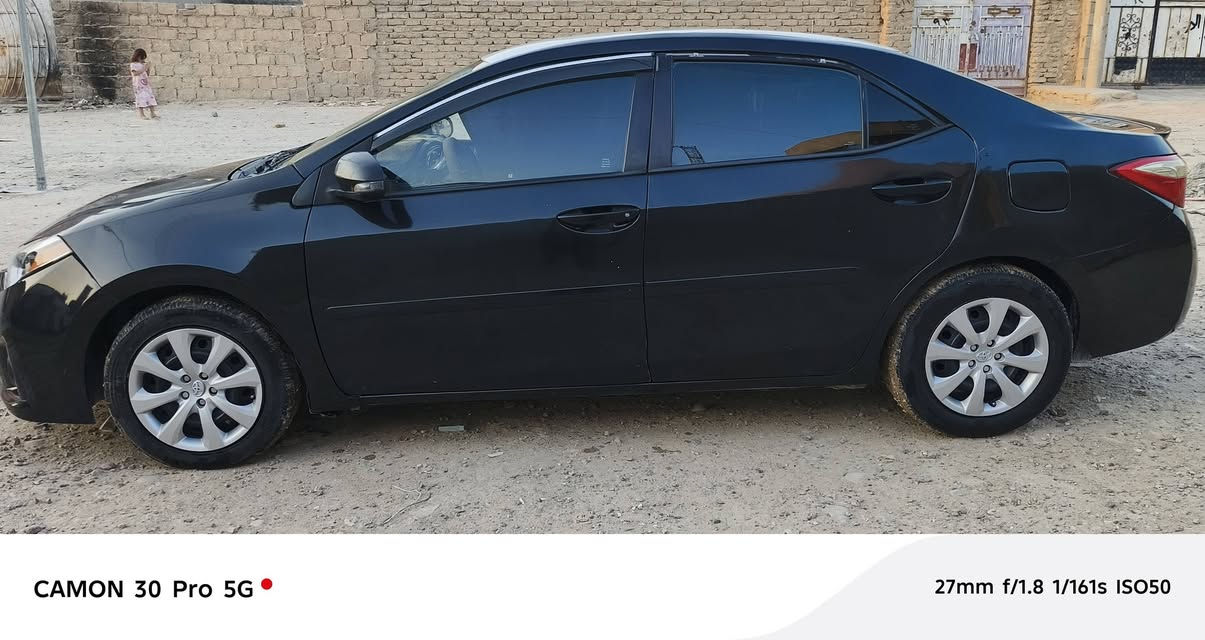 السلام عليكم 
🚗 للبيع تويوتا كورولا 2014 – لون أسود 🚗
✅ رقم بغداد – إنجليزي
✅ تخم تاير
✅ محرك ، لا تبخير ولا تنقيص
✅ منظومة تبريد جديدة بالكارتون
✅ جامة جديدة
⚠️ السيارة مكلوبه، لكن شكلها كلش حلو
✅ جاهزة للشغل والاستخدام
💰 السعر المطلوب: 90
📞 للاستفسار:
***********
***********
