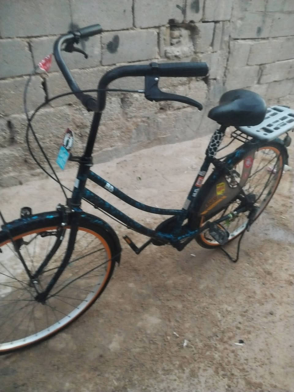 السلام عليكم عمي هاذا البسكل مديل 2021نضفه100/100والريده سعره خاص***********
