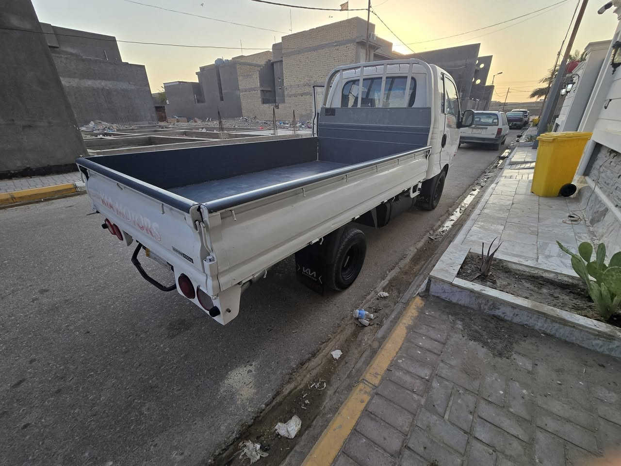 سلام عليكم من رخصة لادمن كيا بنكو مسكر ادبلو مغير سبلاين خير من الله موديل ٢٠١٨ أوتوماتيك السياره جاهزه مكينه تبريد حداديه  مكان السياره المثنى السماوه موبايل *********** السعر ١١٨ورق مع المجال
