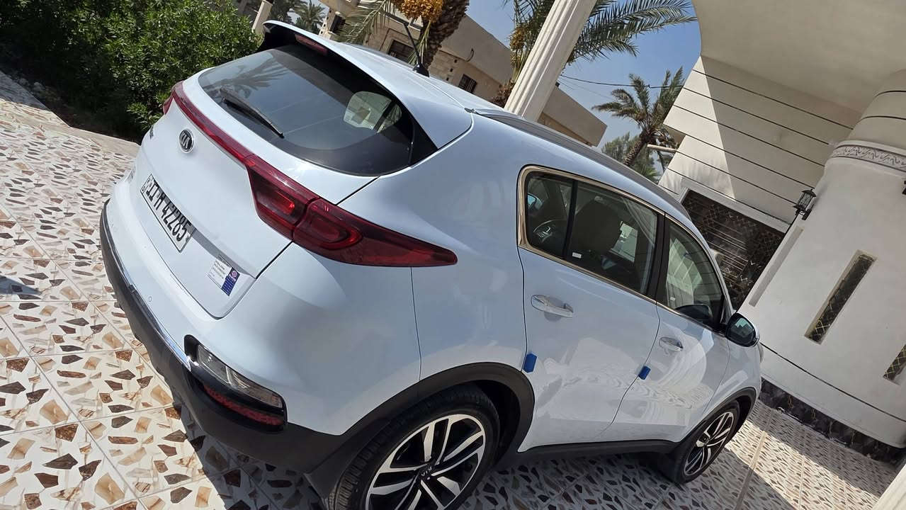 سبورتج خليجي موديل 2019
مكفوله من الصبغ محرك كير ع شركه 
رقم بغداد بأسمي 
السياره بيهه جاملغ مبدل بلادي بدون داخل 
السعر 169 مكان السياره بغداد اليوسفيه 
***********
