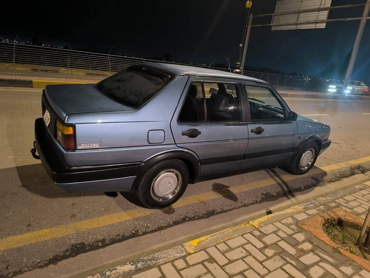 السلام عليكم
جيتا 1989
رقم وهزه جديد
والشرعي بلموصل هوة مرقمها بنفسه 
سيارة جاهزه 
محرك بي نفخ
السعر 38
***********
