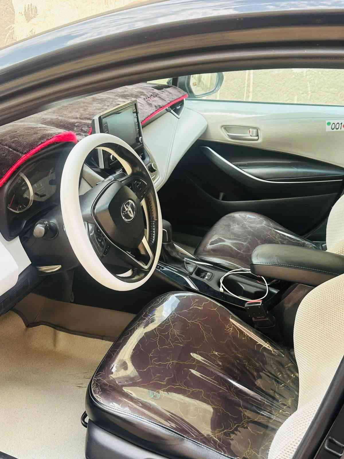 TOYOTA COROLLA  SE 
تويوتا كورلا2020
اللون :- اسود 
الموديل 2020
المحرك 2000cc
الحادث : اربع قطع صبغ  شرط بدون دواخل 
           

 مانع تصادم
تصحيح مسار
مانع انزلاق
تحديد مسرب .
نقطة عمياء .
مثبت سرعة
هاند بريك كهربائي 
كاميرا خلفيه
بصمه أبواب
بصمه تشغيل
تحكم ستيران
اضويه اماميه زنون LED
كشافات ضبابي LED 
اضويه خلفيه LED
حساسات خلفيه
2 انظمة قيادهSport /ECO /l 
بلوتوث 
مدخل AUX + USB
السيارة احلى من الصور  
العنوان  ديالى الخالص 
السعر : 117 وبيها مجال 
***********
