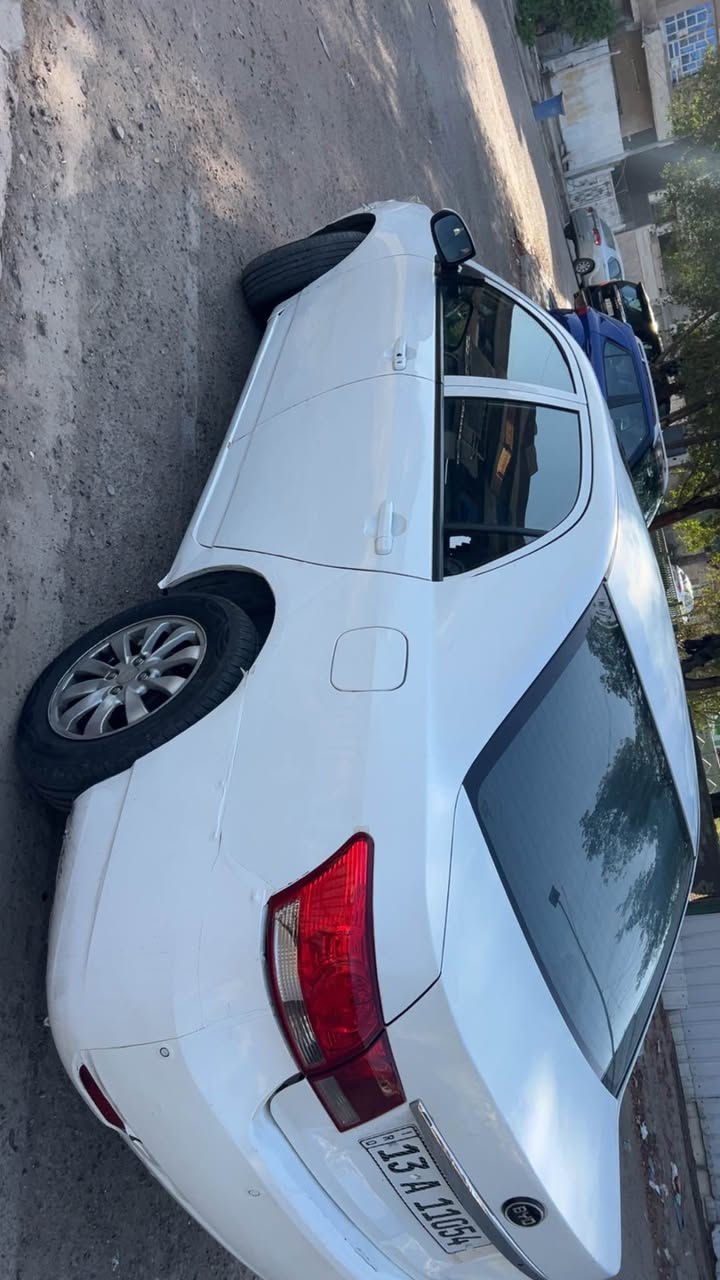 سلام عليكم
Byd g3 2013 للبيع
قطعيتن كلير بيها ملاحضات طخطخات
كير مكينه مكفولات بلادي تبريد ثلج :
سياره بيها نقوصات 
1-باتري 
2-ميزانيه وبلنص 
3- درايم شفت اليمنه 
 رايدها45 وبيها مجال بسيط مكان سياره بلمنصور للاستفسار
***********
G 3
13 A 11054 بغداد, العراق
