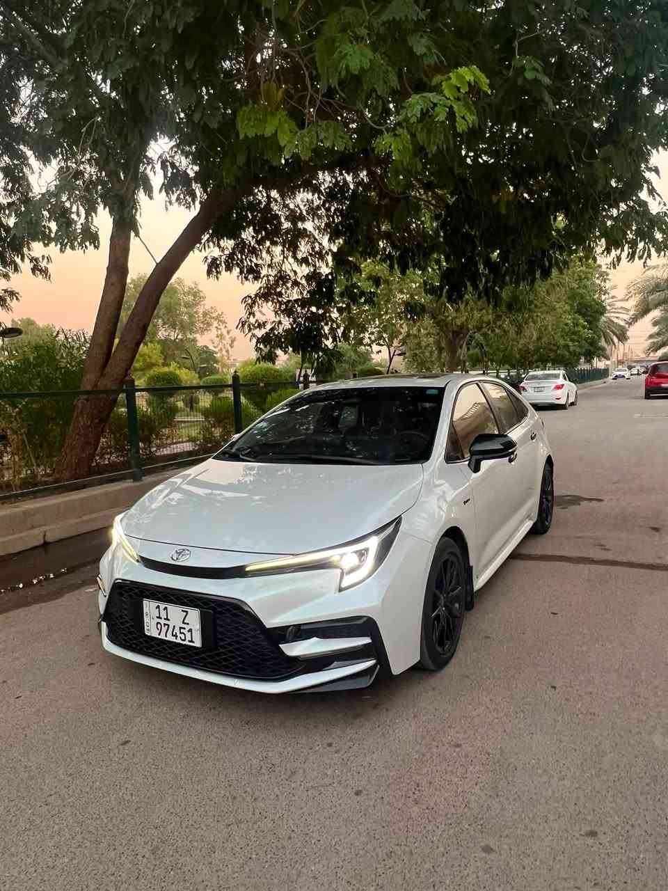 بسم الله يا الله
السلام عليكم حبايب 

كورلا هايبرد 2025 للبيع 

فئه ال S بلاك اديشن 

فول مواصفات السياره بعدها زيرو 

ماشيه 25 قابل للزياده 

الداخل جلد تو كلر احمر واسود 

تحكم كهرباء كشن الساىق 

الجام اوتو 

قطعتين تبريد 

3 انظمه قياده 

مثبت سرعه

قياده ذاتيه 

فتحه سقف 

كار بلي 

وباقي المواصفات المعروفه 

السياره مكفوله من الصبغ ما عدا مكانين pdr بيها مسويها بافضل مراكز ال pdr 

المكان الاول الطخه صايره ما بين باب الصدر وباب الخلفي كد شبر فقط من جهه السكن 

والمكان الثاني طخه بسيطه بالجاملغ الخلفي ع كد شبر فقط 

واثنينهن مصلحات pdr  

السياره جدا نظيفه وكدام عينك عجبتك كل الهلا بيك وع راسي 

ما تعجبك صلي ع النبي واعبر المنشور 

السعر 163 وبيها مجال 

 

المكان بغداد / الدوره 

***********

