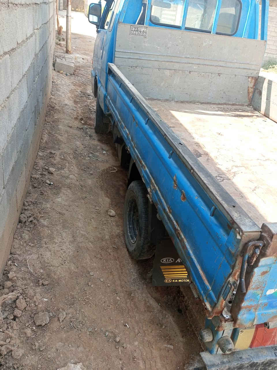 اعادة النشر بسبب الوعود الكاذبه للبيع كيا بنكو موديل 95 رقم ديالى سنويه او هزه جديده لل 30 محرك كير شاصي خير من الله السياره بلاديه 6 جنكال رقم شاصي شعار السعر 40 مكان السياره ديالى الخالص ***********
