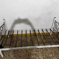 سريرين • مستعجلة • للبيع