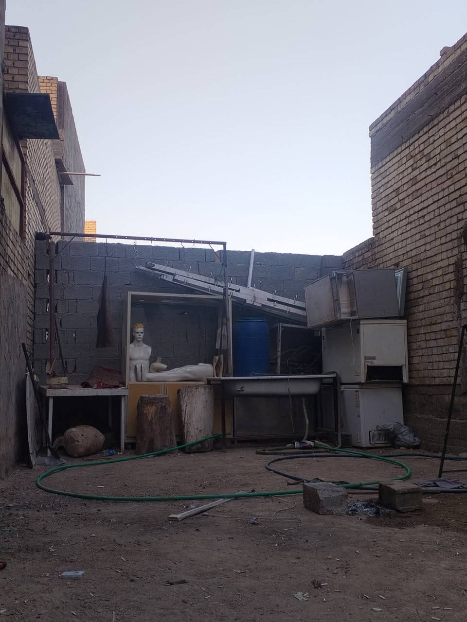 السلام عليكم غراض مال محل اكصابه للبيع يوجد كافة الغراض والمستلزمات مال محل اكصابه
الاستفسار ***********
