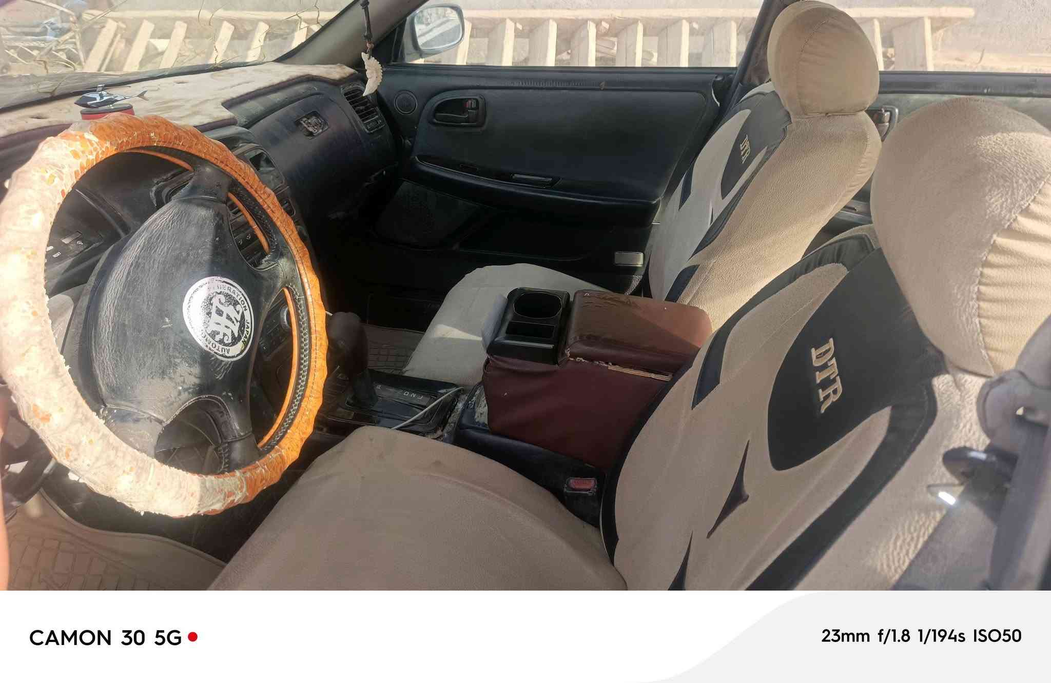 سلام عليكم شيزر موديل, 94 البيع 
سياره جاهزه تبريد حد اديه مكينه كير مينه ونجي سعر 35مكان الغراف وذا امراوس وطي فرق ***********

نص مكتوب في الصور:
- CAMON 30 5G
- 23mm f/1.8 1/609s ISO50
- CAMON 30 5G • 23mm f/1.8 1/659s ISO52
- CAMON 30 5G 23mm f/1.8 1/533s ISO50
- CAMON 30 5G 23mm f/1.8 1/1133s ISO51
- CAMON 30 5G 23mm f/1.8 1/183s ISO50
- CAMON 30 5G 23mm f/1.8 1/194s ISO50