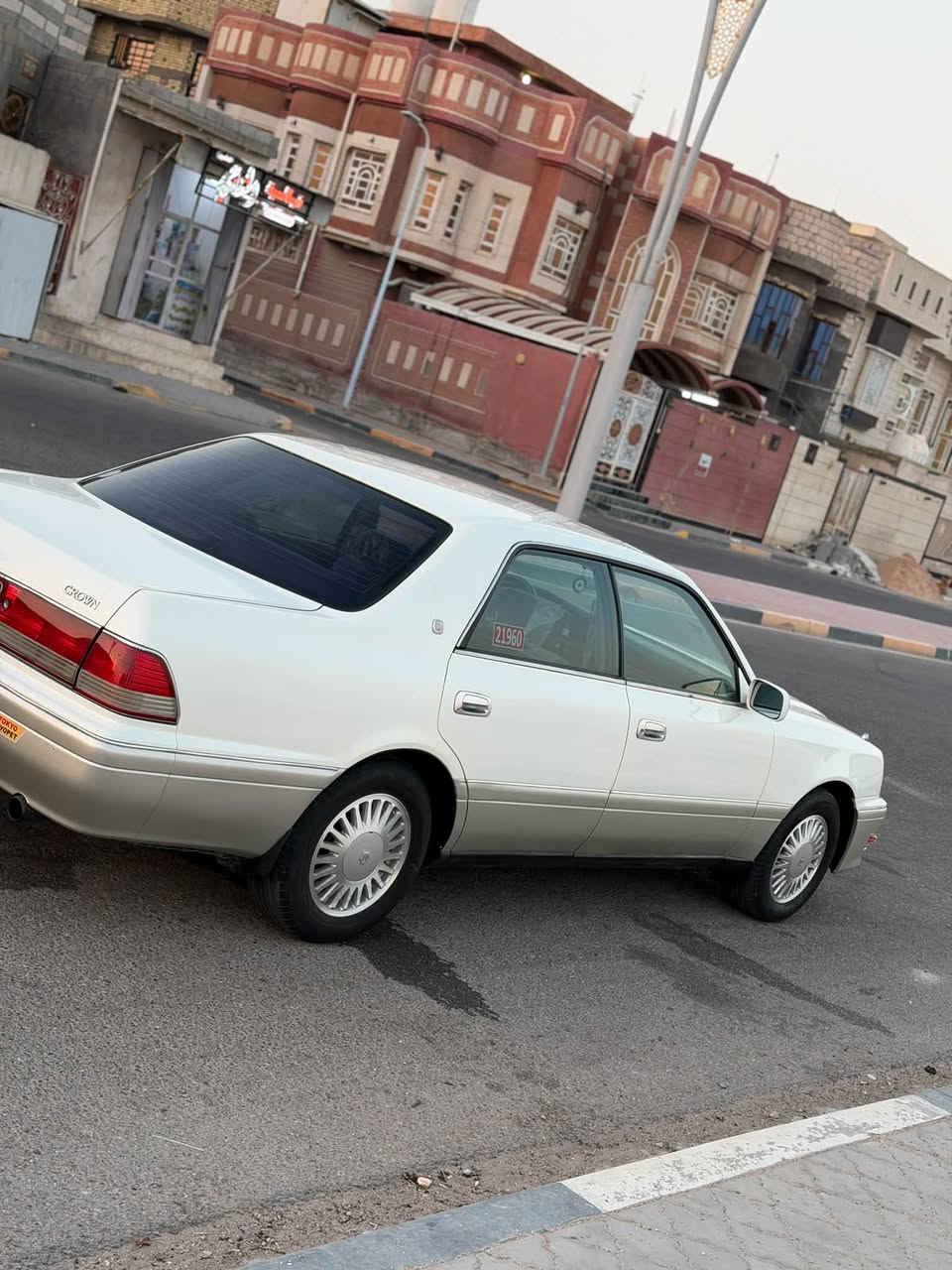 سلام عليكم راس ثور موديل 1997 رقم بصره دولي تحويل مباشر كفاله كص ونغل والعيب الشرعي مكفوله من الضربه مكينه وكير جدد تخم تاير حداديه جديده سياره جديده وجاهزه مال جناي شرط احله من الصورمسجل اربع سماعات مضخم تبريد ثلج ويه السويج كهربائيات كله شغاله السعر 103 بيع مستعجل مكان البصره الاتصال على الرقم ***********
