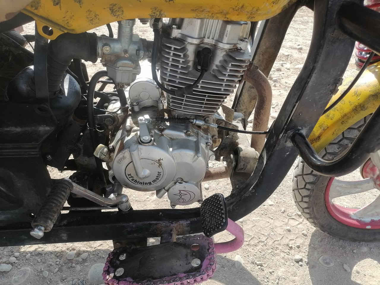للبيع مديل 18 محرك 24 منفيس موجود اسعر 900 الف بي مجال للشراي العنوان مرتكه ***********
