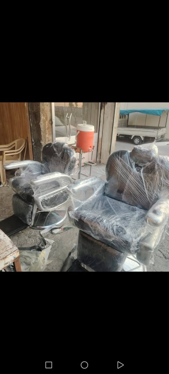 أدوات حلاقه البيع فول نظافه كلمن وسعره جادين فقط
