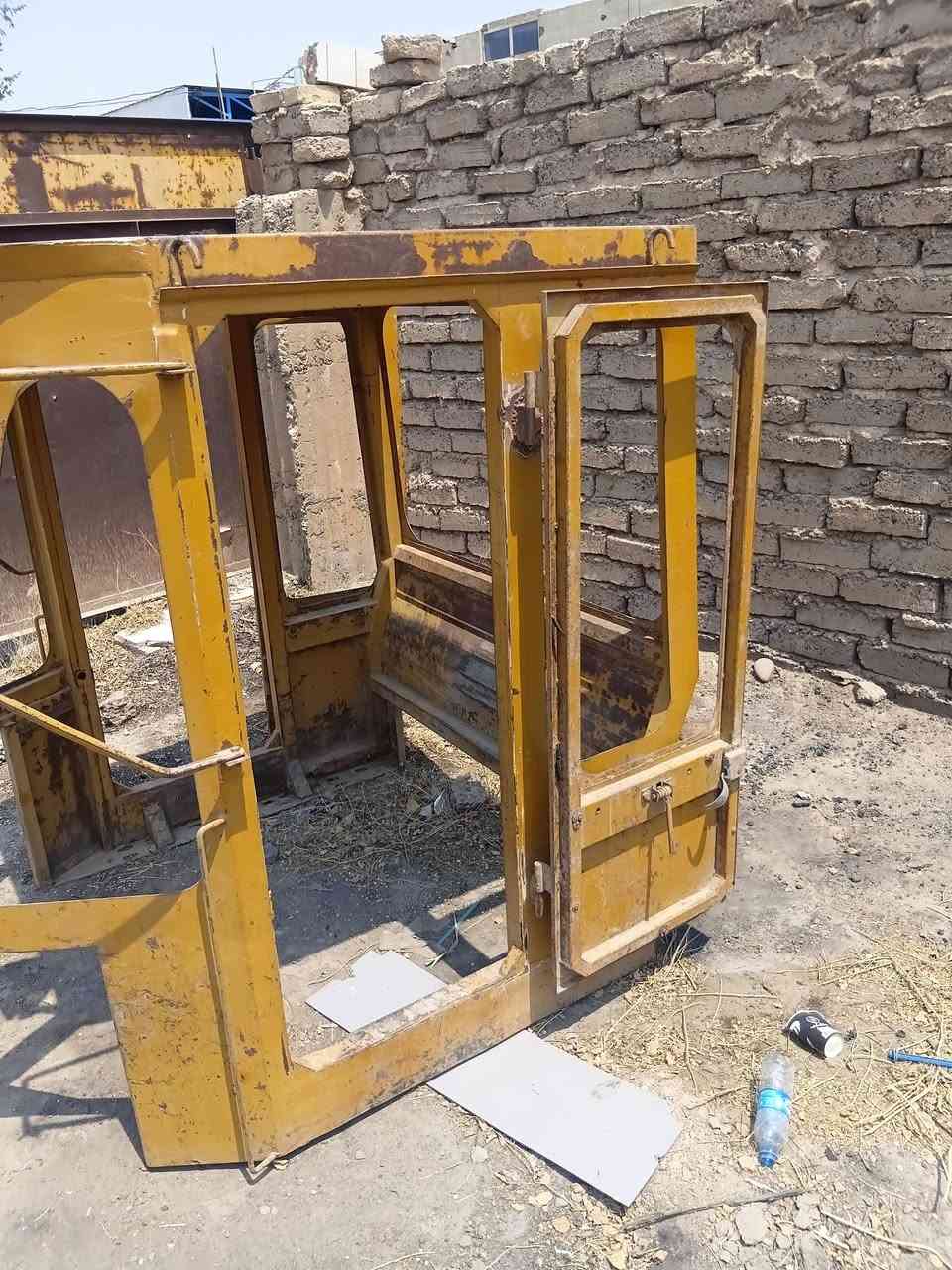 السلام عليكم ورحمة الله هاي القماره للبيع السعر خاص ***********خليل النكليزي

