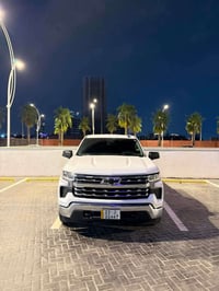 سیلفرادۆ 2023 مواصفات السيارة LT ماشية 68 ألف ميل 4x4 السيارة نظيفة وم...