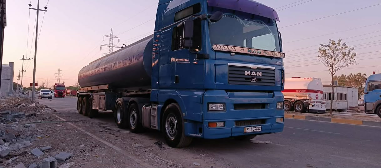 🚛🔥 للبيع |  مان MAN فول مواصفات موديل 2007 🔥🚛
إذا تدور على سيارة مان قوية وعملية للشغل، هاي فرصتك 👌🏻

✅ MAN فول مواصفات
✅ موديل: 2007
✅ سنوية جديدة
✅ تانكي مربوط عليها
✅ جاهزة للعمل والاستخدام
✅ سيارة عملية ومناسبة للشغل والنقل 💪🏻

📍 العنوان: السليمانية – كلار
📞 للاستفسار والتواصل: ***********

🔥 السيارة جاهزة، والفحص للجادين 🔥
