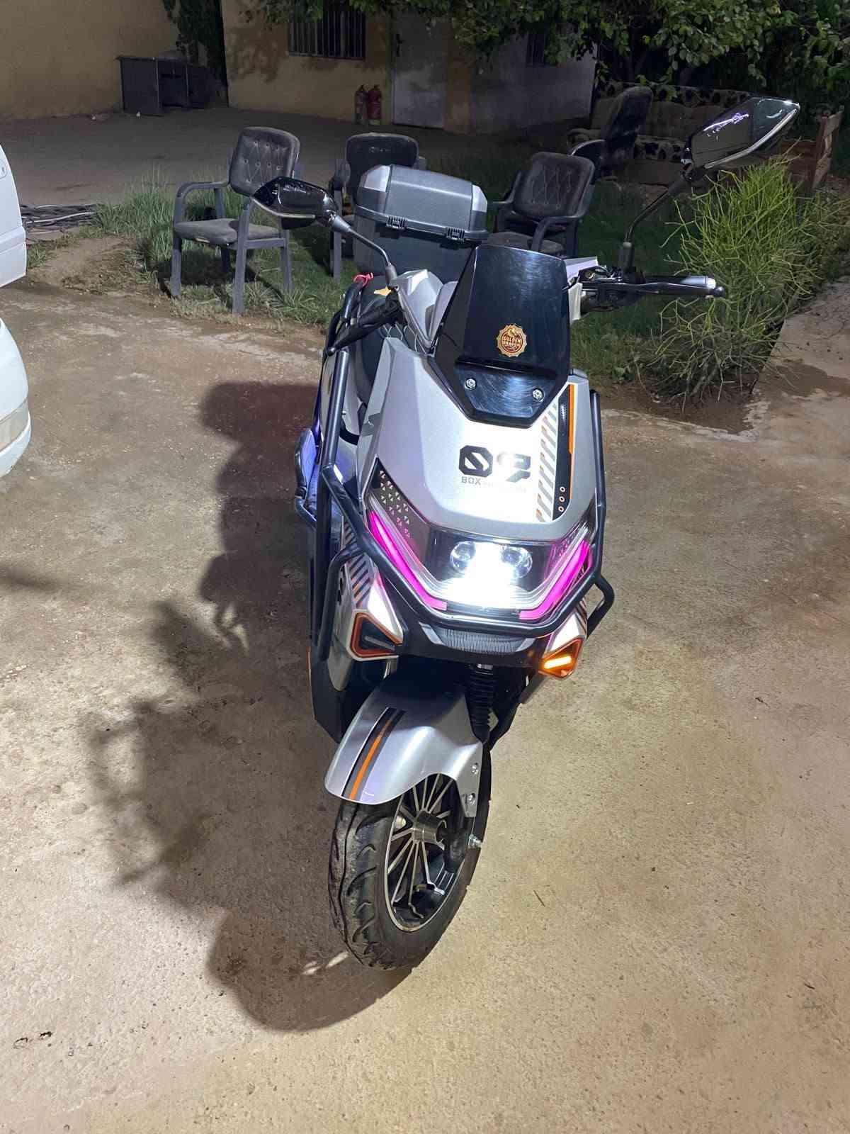 شحن • ماكس فضائي6 • بطاريات