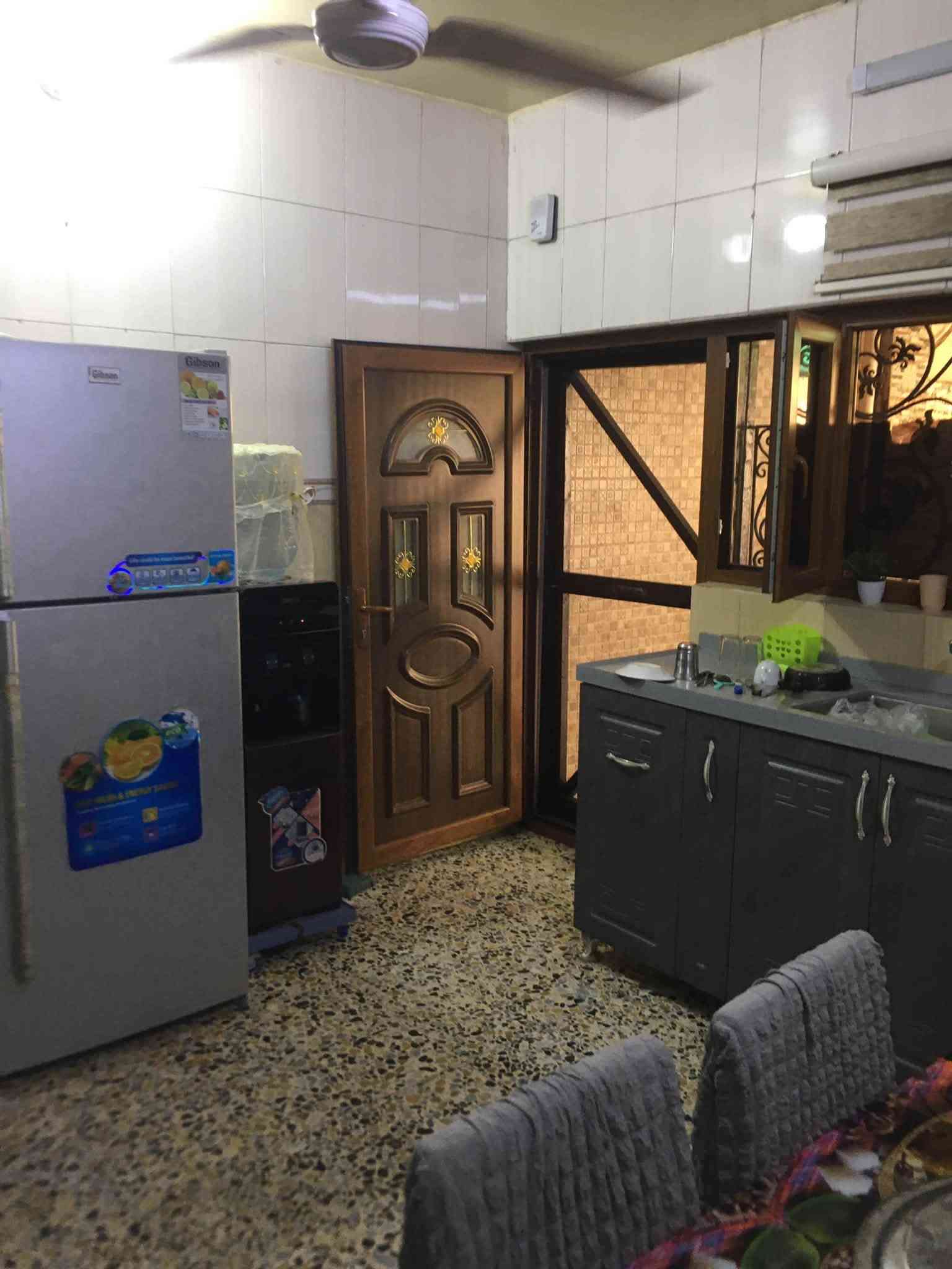 بيت للبيع طابو ملك صرف سند مستقل في حي اسيا مساحة ١٥٠ متر يحتوي على ٤ غرف نوم استفسار اتصل على هذا الرقم ***********
