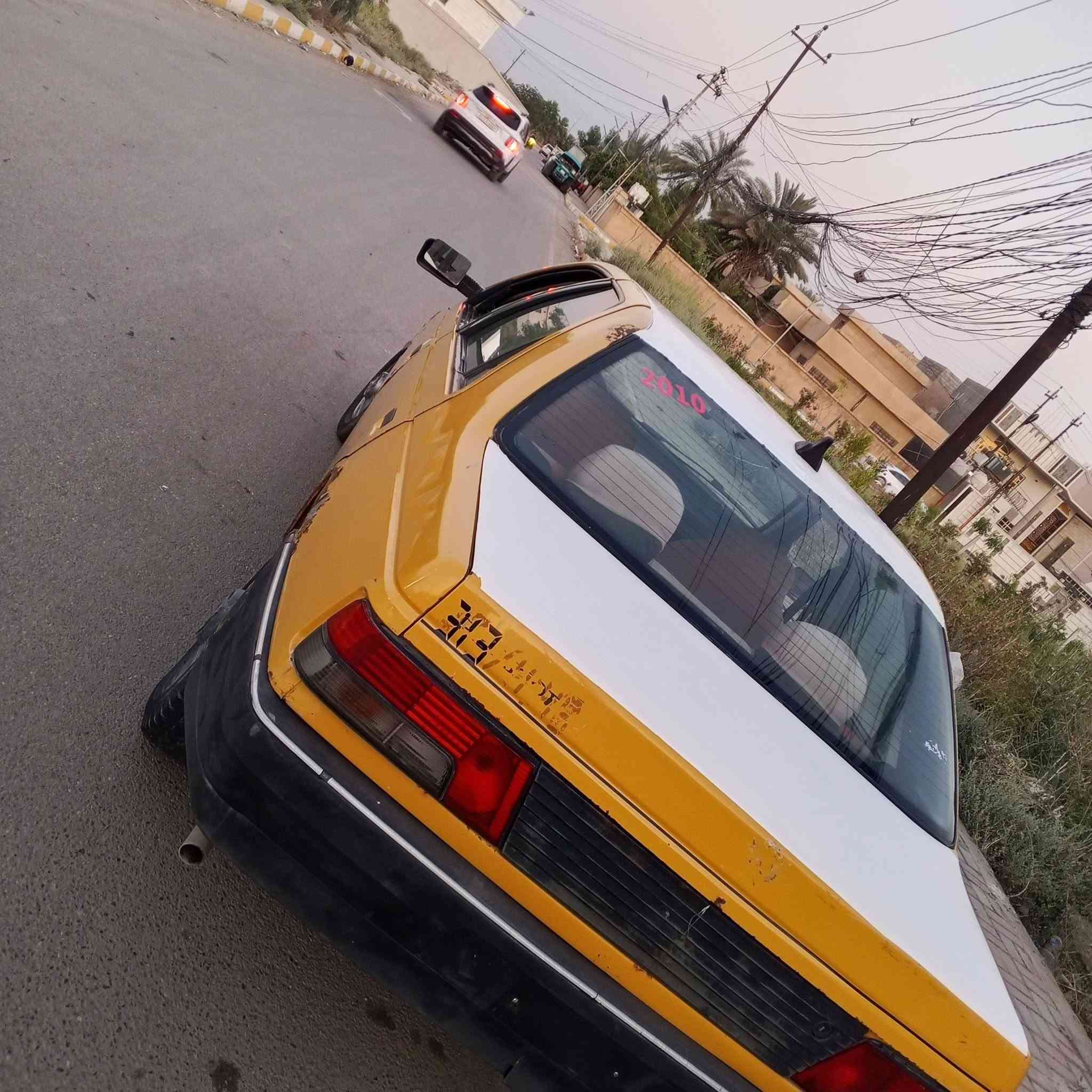 سلام عليكم بيجو موديل روى، 2009 حديده  للبيع سياره خير من الله  سعر 12 وبيها مجال قليل حك الجيه مكانه دجيل ***********

نص مكتوب في الصور:
- 2010