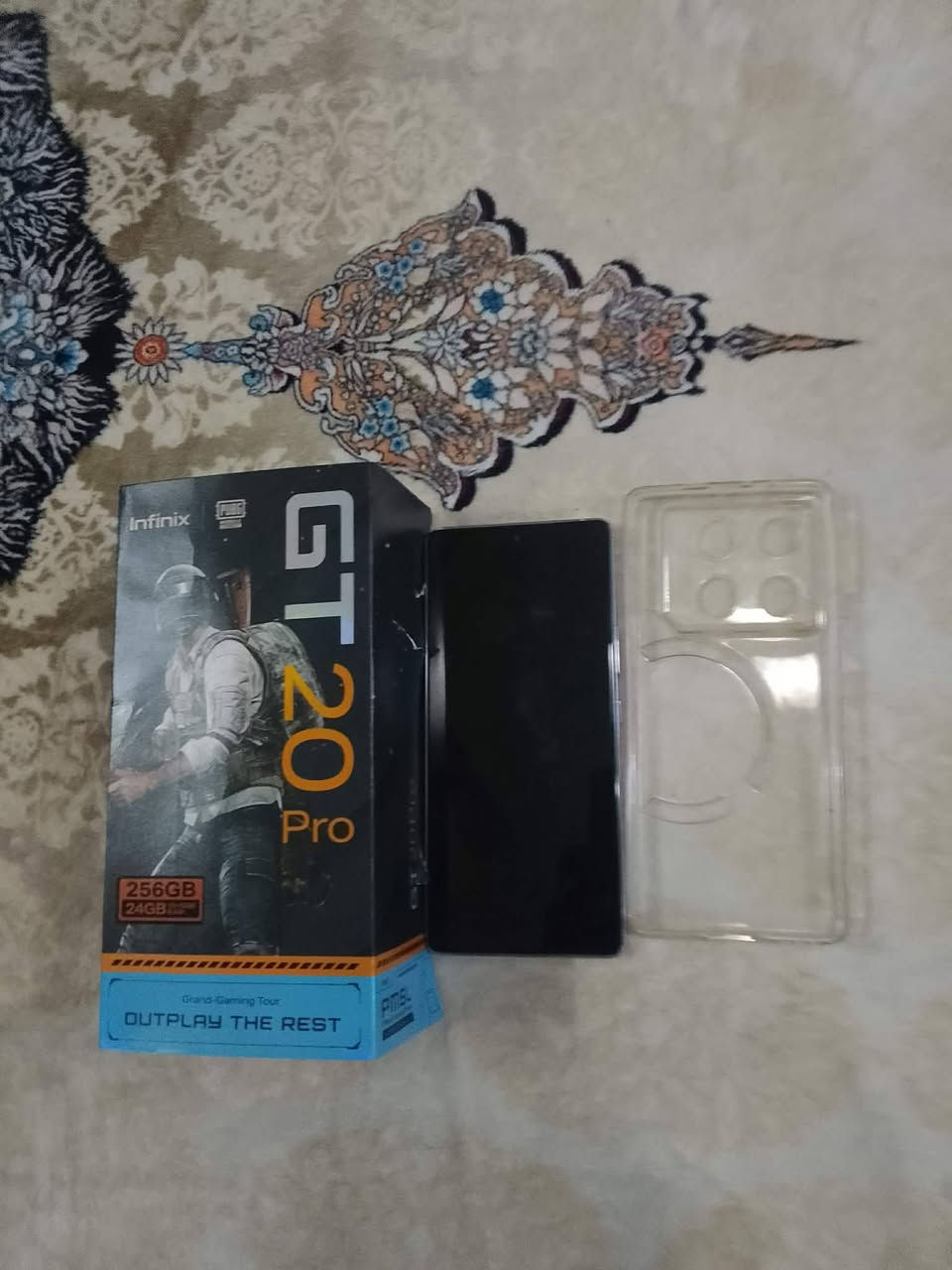 بيييييع مستعجلللل
جهاز انفينكس GT20 برو فايف جي ذاكرة 256 الرام 24 جهاز جديد ونظيف حيل وياه كارتون يشغل 120 فريم بالبوبجي يدعم الشحن السريع بصمتين أصبع مدمجة بالشاشة ووجه بطارية قوية بالشحن مواصفاته قوية ومعروفة يدعم تسجيل المكالمات وجديد للبيع فقط السعر 235 قفل 
***********
