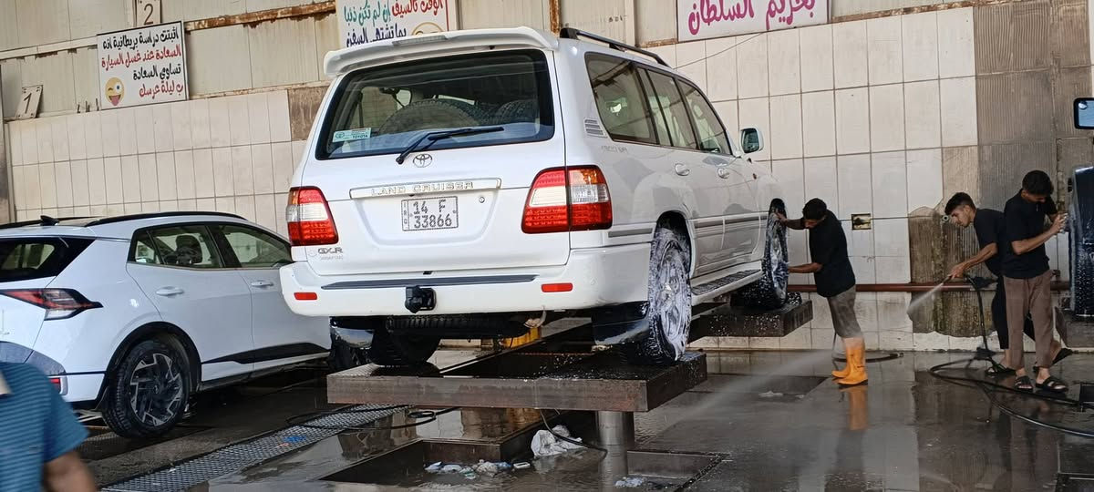 لاندكروز ٢٠٠٦ • رقم بصرة • دفع رباعي