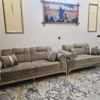 طقم كنب • ١٠ مقاعد • مع طاولات