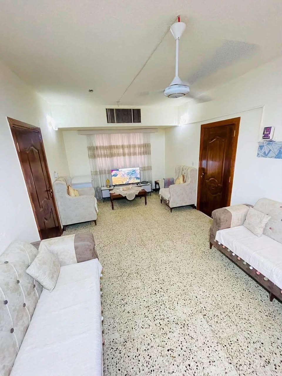 ‪_‬ 🏠 للبيع شقة في مجمع القادسية

📍 الموقع: قرب مدرسة الورقاء

🏢 الطابق: ثاني

🛏️ عدد الغرف: 3 غرف

🏡 شقة مناسبة للسكن والاستثمار

للمهتمين والاستفسار، يرجى التواصل على الخاص.

***********

***********
