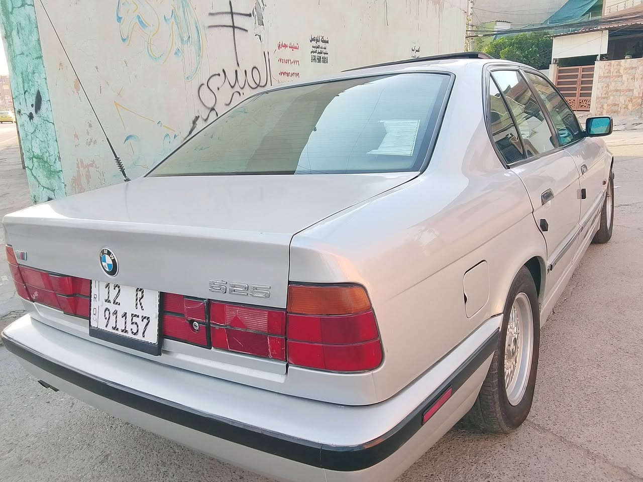 السلام وعليكم بي ام للبيع موديل 94 سياره كلهى شرط جديد تبريدمكينه كبس توماتيك سنويه ورقم جديد وهزه جديد بسمي شرط وكاله وتحويل بيها كابون بنزين تراي وين مايعجبك السعر 62 بيها مجال بياع متوازي علا بيعتها اتصال ***********/كورك ***********
