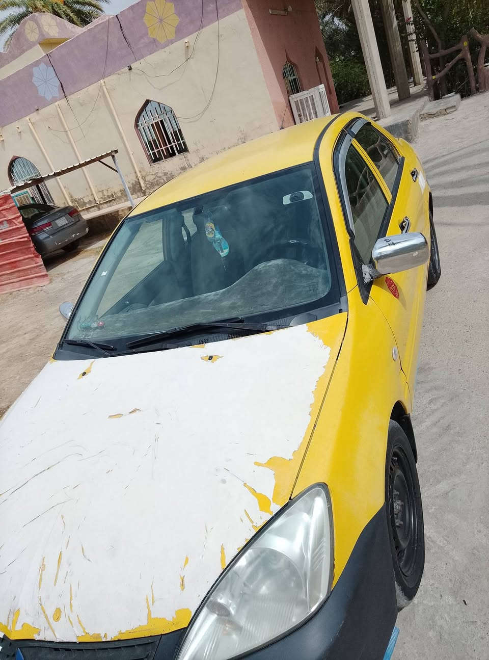 سلام عليكم لانسر موديل 10 خطها كنعان بعقوبه سياره من ناحيت محرك لاتنغيص ولاء بخار  *********** سياره بسمي سعرها 60وبيها مجال بسيط 55مترهم صدر امي خلفي جديد تأثيرات نضيفه نسبه 80نضافه تأثيرات تبريد كلش قوي بيها بارد بل جنطه مثل مموضح بل صوره صبغ مابيها بلاديه  وبيها بارد هم بصيط بل جامرلق امامي اشبر
