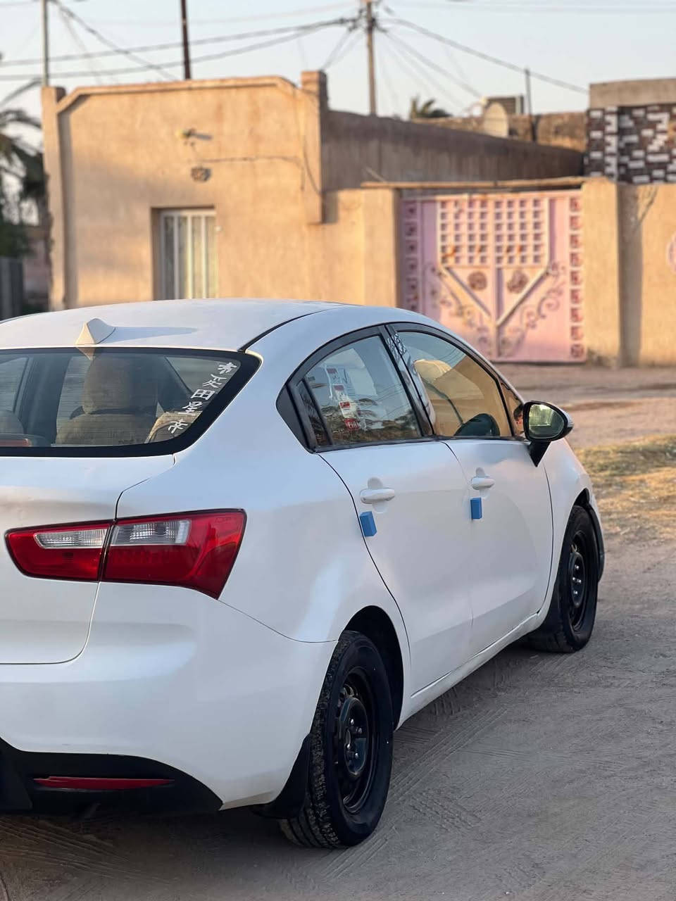 كيه ريو  12
مكفوله تجيه وكص وكلبه 
بيه رشات صبغ 
مكينه وكير كارتون 1600
حداديه وتخم تاير 
وكهربائيات كله شغال 
تبريد ثلج 
سنويه ال 30 رقم انكليزي 
السعر 62 وبيه مجال بصيط 
الرقم ***********،
الرقم***********
