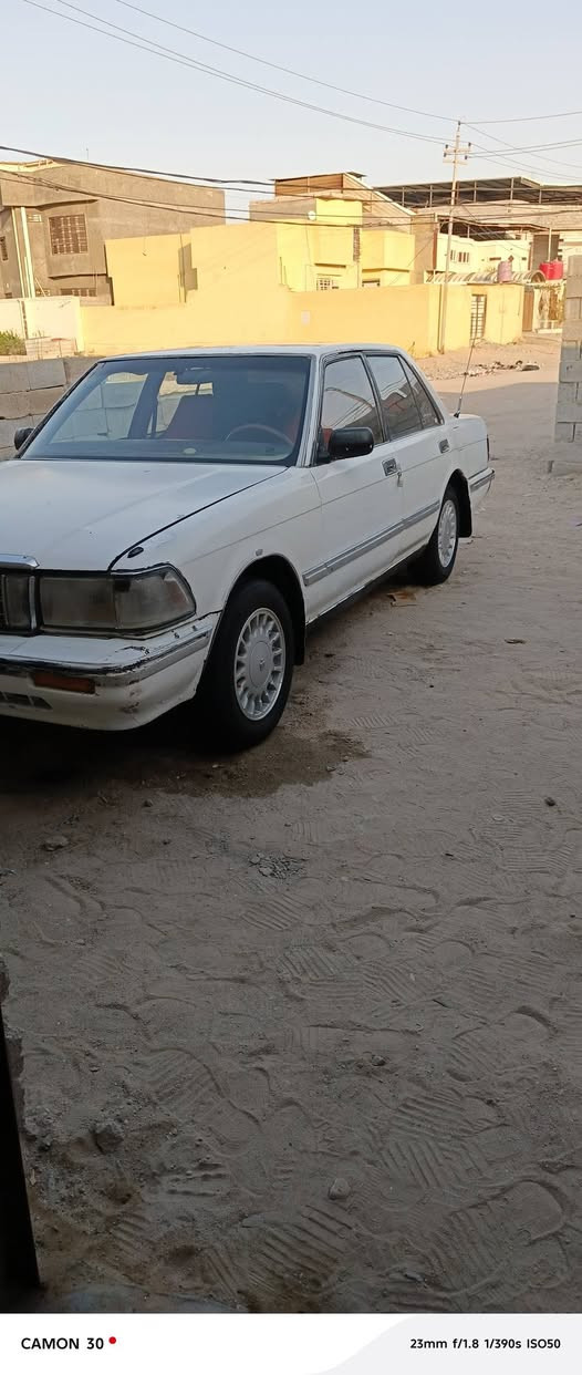 سلام عليكم سيارة البيع سيدان وارد خليجي مديل 87 رقم نكليزي مثنة تحويل ثاني يوم مكينة وكير بطة نضاف كهرباياتة كلة شغالة تخم تاير جديد شاصي نضيف سعر 38 وبية مجال مكاني م قصر ***********

نص مكتوب في الصور:
- CAMON 30 • 23mm f/1.8 1/390s ISO50
- CAMON 30 23mm f/1.8 1/751s ISO51