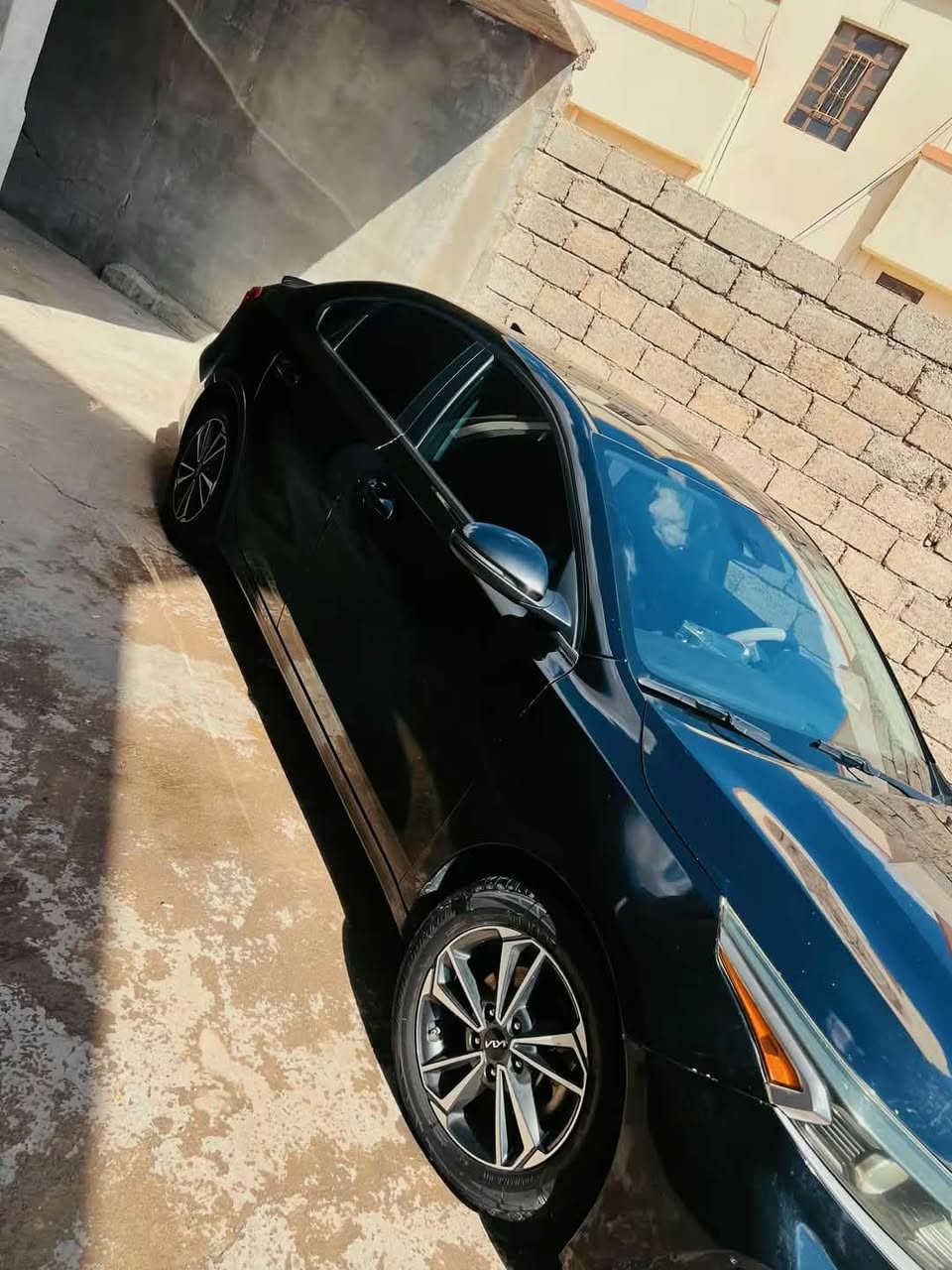 السلام عليكم فورتي موديل 2023
رقم أربيل شرط التحويل 
گير ومحرك شرط ماشيه 78
_____________________________
مواصفات 
شاشه جبيره 
اشاير مري 
كتاب تضليل 80%100من دائره المرور 
5 ويل كب 
بگ لايت لد 
رادارات
مانع انزلاق 
مثبت سرعه 
تحكمات ستيرن 
مود سبورت 
سياره جديده وجاهزه مال جناي 
_______________________________
السياره بيه جاملغ امامي سرقه شرط بدون داخل 
بدون ارباگ .طخم تاير جديد صدر جديد كلو بشرط 
_______________________________________
مكان السياره القياره قريه الحاج علي 
للستفسار الاتصال على الرقم ***********
______________________
السياره عليه غرامه 25 ورقه تنزل 
من السعر .سعر بلاش .
