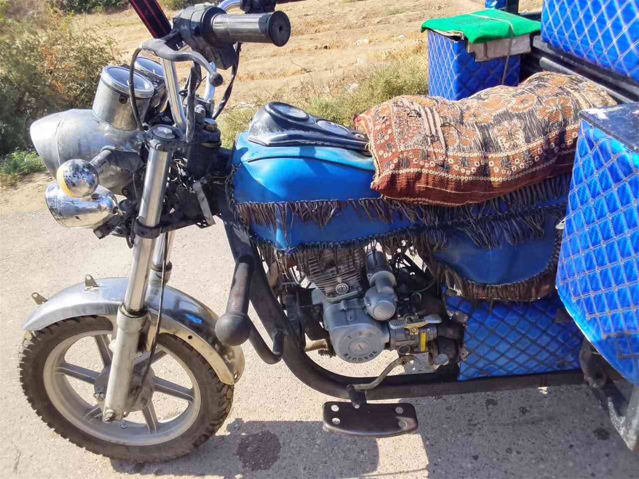 سلام عليكم ستوته للبيع موديل18 محرك 150مكفوله كفاله اوراقهاا كامله السعر مليون و150وبيهاا مجال مكاني صلاح الدين بلد ***********
