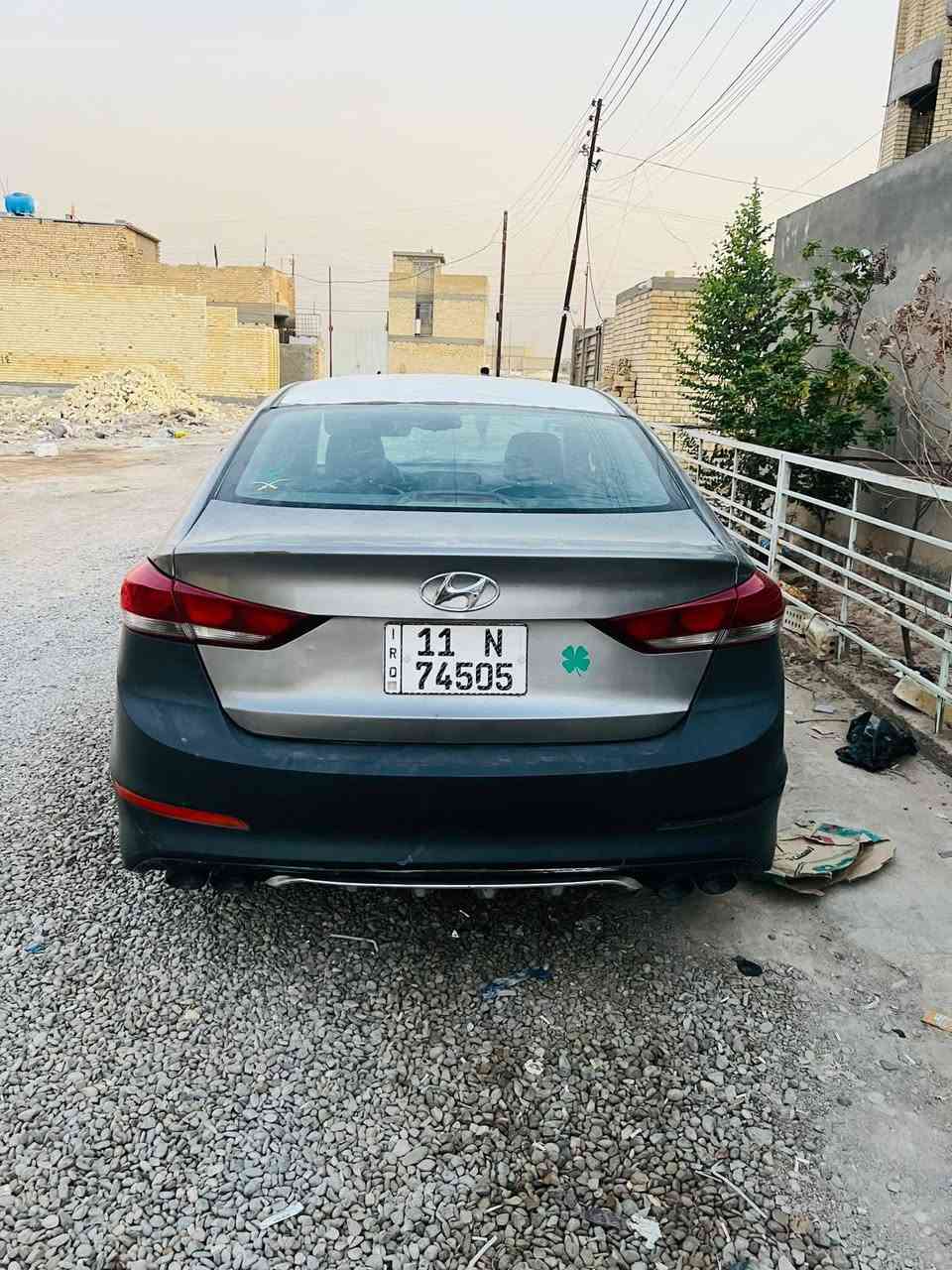 سلام عليكم للبيع هونداي النترا موديل 2018 رقم بغداد انكليزي تحويل مباشر اخوان سياره تعرضت لحادث طخه بجم كما موضحه بلصور ابيع عله وضعهه لغود شواصي ايرباكات كير مكينه مكفولات مكان السياره بغداد الاستفسار ***********
