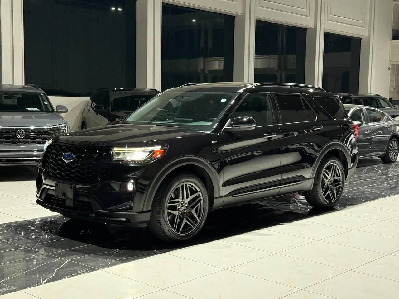 Ford Explorer ST line 2025
‎العداد : 13 الف مايل
‎محرك ٤ سلندر ٢٣٠٠ توربو ٣٠٠ قوة حصان
ظرر: سيارة بدون صبغ بس سندوق بي تعديل بارد PDR 
‎بجم و خلفي کبس بشرط
كافة ارباگات سليم✅
‎1/1. اعلی مواصفات
1FMUK8KH0SGA46222

‎بانوراما
فور ويل4*4
‎٤کامیرا 360
‎شاشە کبیر 
‎٧ راکب 
‎کیج ديجيتال
‎وایرلیس جارج 
‎بصمة تشغيل
‎حساسات امامية+خلفية
‎بصمة ابواب
‎شغال Remot start
‎صندوق شفط كهربائي
‎رادار امامي (تحديد مسار)
‎رادار جانبي (نقاط عمياء)
‎رادار خلفي (التحذير من الاصطدام)
‎شفتات استيرن
‎استيرن تدفئة
‎كشنات جلد و شامو vip
 كشنات تدفئة+ تبريد +مساج‎
‎هاند بريك بصمة
‎مانع انزلاق

‎‏‎ مکان سیارة اربیل 
‎‏‎سیارة بدون رقم تترقم شمالي 
‎‏‎‏‎للاتصال والاستفسار
‎اسیاسیل ***********☎️
‎☎️کورك ***********
