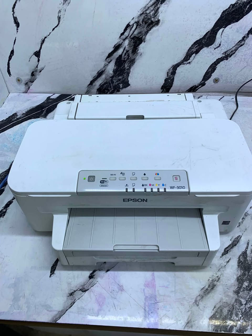 طابعه ابسون wf 3010
واي فأي دوبلكس 
تطبع صور ومن الحاسبه والمبايل 
مابيه سكنر 
السعر 125
توصيل موجود وضمان موجود على الفحص
***********

