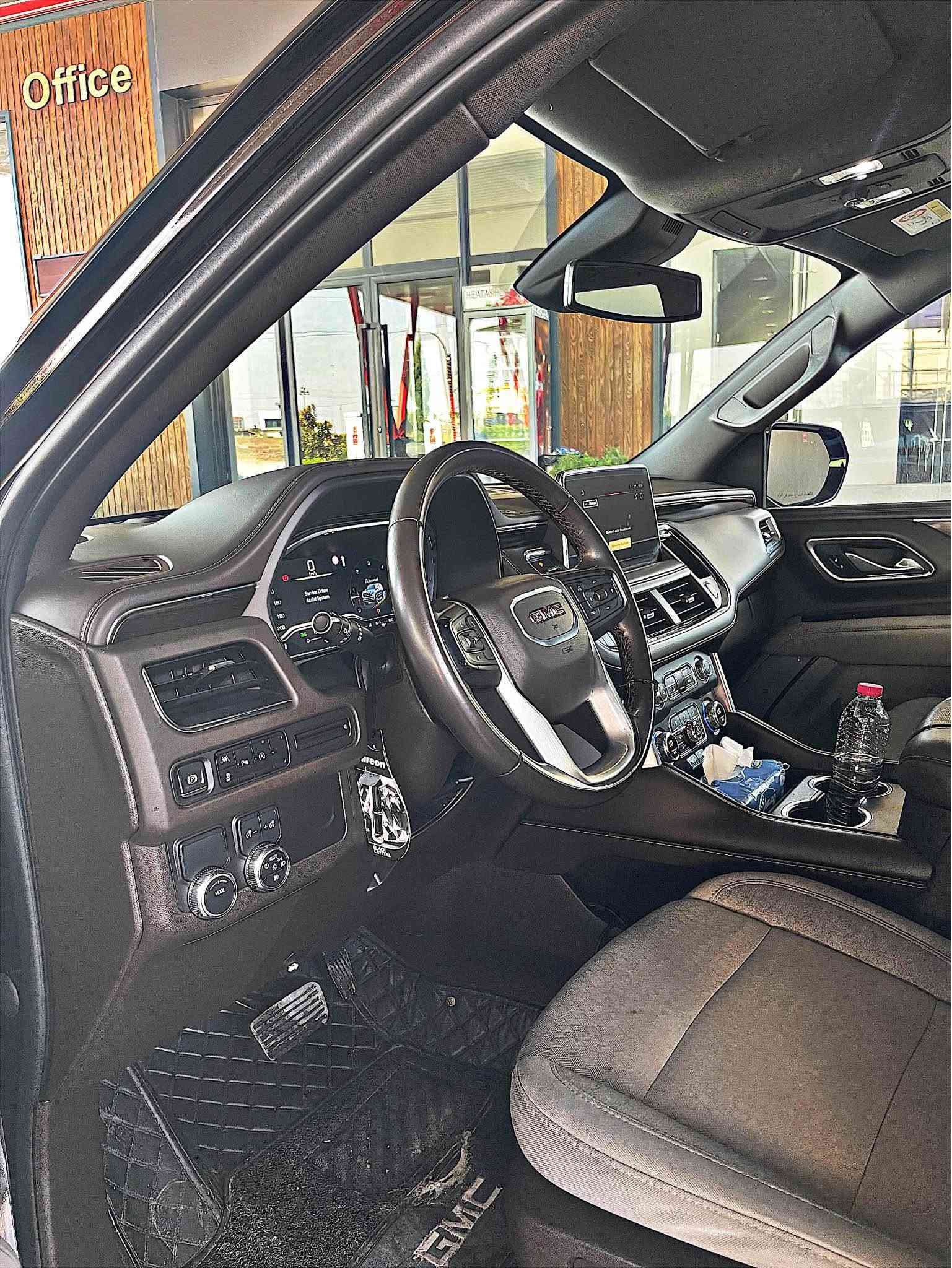 🚘 gmc یۆکۆن ٢٠٢٣ sle🔥

✨ مۆدێل: 2023 خلیجی 
✨ مۆتۆر: V8 5.3L
✨ گێڕ: ئۆتۆماتیک ، 10 گێری عادی 
✨ ڕۆیشتن: تەنها 67000 KM , 42 miles 

✨ درايف: 2WD قفڵ ئەکسل 
✨ سەیارەکە سێرڤسی کاملی بۆ کراوە 
✨ ڕاداری پێشەوە + پشتەوە + تەنیشت بەشەرت 
✨ گێر و مەکینە بەشەرت 
✨ چوار تایەی تازەی لە ژێرە 
✨ سەیارەکە هەموو شتێکی بەشەرت بەس ماشاللە ی دەوێت بە شێوەیەکی زۆر جوان و پاک ماوەتەوە 

🔹 شاشەی گەورەیە 
🔹 Apple CarPlay / Android Auto
🔹 کامێرای دواوە
🔹 شاشەی دیجیتاڵی بۆ زانیارییەکانی شۆفێر
🔹 سیستەمی ئەمنی و ئاگادارکردنەوەی پێشەوە
🔹 Forward Collision Alert
🔹 Front Pedestrian Braking
🔹 Bluetooth
🔹  سێ ڕیز دانیشتن و شوێنی فراوان بۆ خێزان 
🔹 سەیارەیەکە زۆر گونجاوە و زۆر پاکە 
✨ سەیارەکە سەنەوی تازەیە و غرامە و تحویل بەشەرت 

بۆ زانیاری زیاتر : 
Viber 
Whats app 
*********** 
*********** السليمانية, العراق
