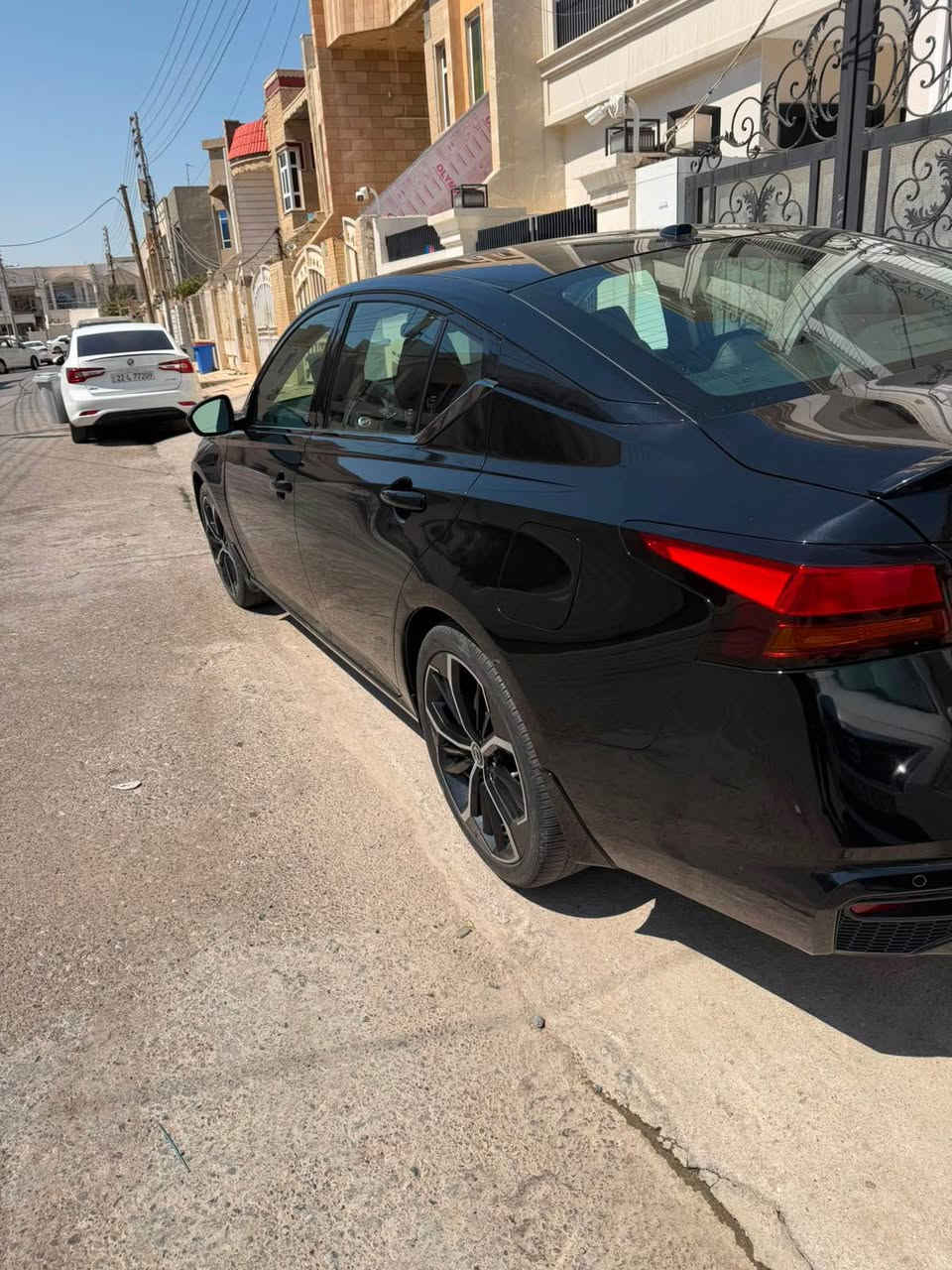 نیسان ئەلتیما SR فول فول مۆ دیل 2023 بس دوو پارچە کلیرە سەیارەکە هی مالیە تەنها 35miles هەموو شتیکی بەشەرت سعری 158$ کەمیک مجال ناو نیشان هەولیر 
Whats app         Viber   Telegram 
*********** أربيل, العراق
