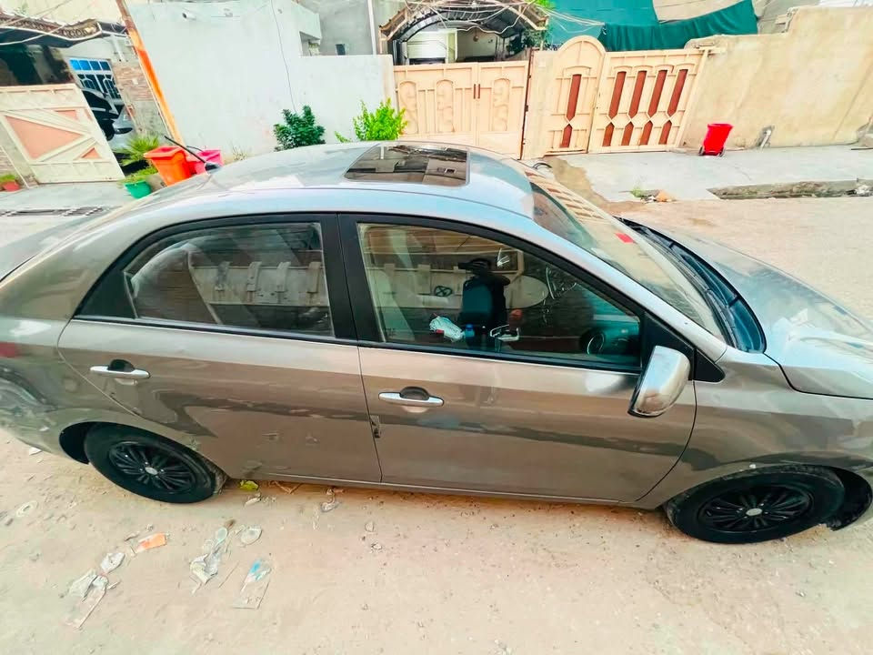السلام عليكم ورحمة الله وبركاته 🌹
🚗 للبيع كيا بيكاس وارد خليجي

السيارة نضيفة وحالتها ممتازة، اقتصادية جداً ومناسبة للشغل والاستخدام اليومي.

🔹 محرك 1400cc – 4 سلندر
🔹 كير أوتوماتيك
🔹 فتحة سقف كهربائية
🔹 الهزّة جديدة
🔹 السيارة باسمنه
🔹 السنوية لغاية 2031
🔹 رقم السيارة السليمانية
🔹 مكان السيارة بعقوبة
🔹 بيها فقط ضربة بسيطة من جهة الجامرلغ الأمامي الأيمن
🔹 محرك اقتصادي وصرفية قليلة

💰 السعر: 88 ورقة
💵 وبيها مجال بالمعقول

📱 للاستفسار: ***********
🟢 متواجد واتساب

الجادين فقط، والسيارة على الفحص.
