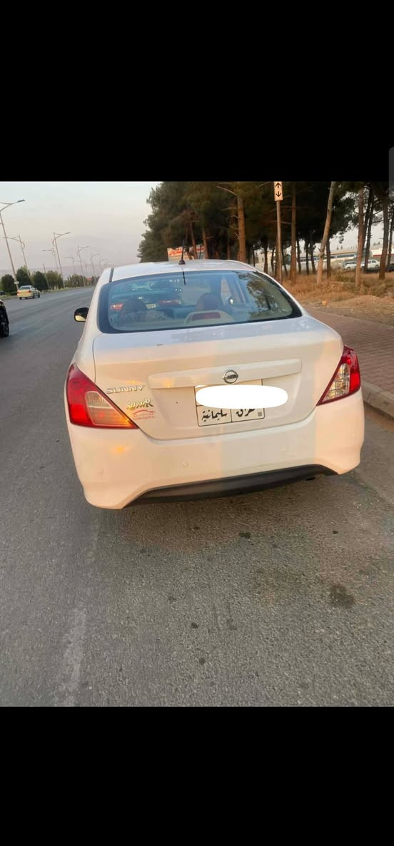 نيسان صني هندي 2019
ماشية109km
رقم سليمانية سيارة بئاسمي 
بية اربع قطع رش فقط رش بدون ضربة 
مكان بغداد الاعضمية 
سعر 93 بي مجال بسيط 
***********
