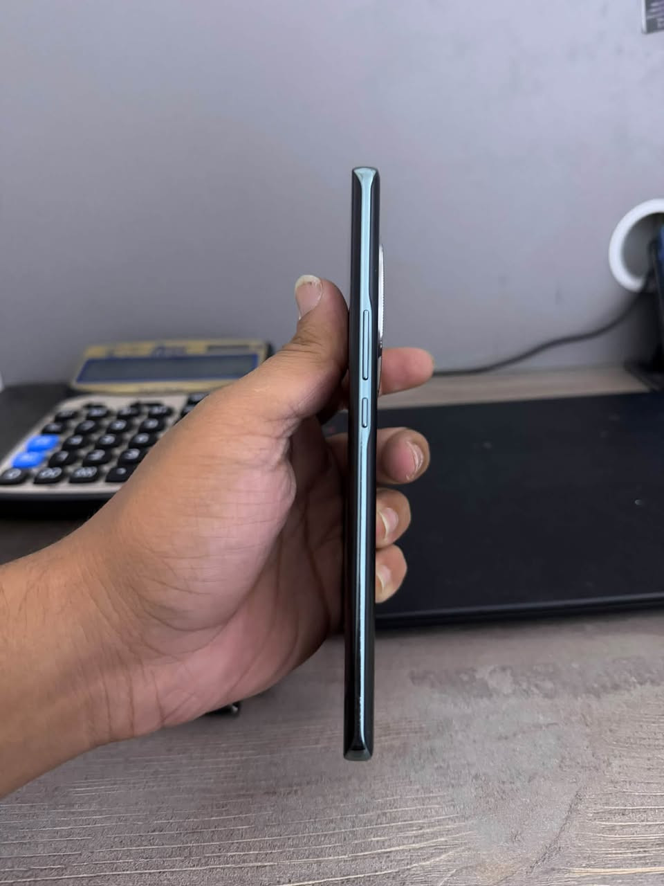 هونر x9b

ذاكره 256 رام 12 جهاز نظيف بي طبع بلشاشه ما مأثرابد عله المس والصور واضحه كدامك

سعره 175قفل
***********

نص مكتوب في الصور:
- إعادة إحياء اللحظات الرائعة بمجرد الضغط على الغالق
- استعرض صورك المذهلة واسترجع أفضل اللحظات التي استمتعت بها.
- إنشاء
- الألبومات
- الصور