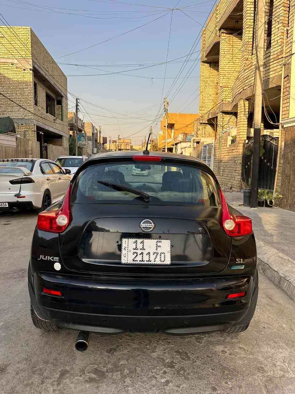 نيسان جوك مديل ٢٠١٢
السيارة SL فووول مواصفات
1.6 سوبر يعني طياارة
بصمة فتحة حساسات خلفية تدفئة بالكشنات شاشة ابل كاربلي تحكم بالستيرن غرفتها حلوة السيارة كير جديد والمكينة خير من الله تبريد ثلج تايرات جدد مابيها نقص السيارة ومصروف عليها ناقصها فقط بوليش الحادث مالتها جاملغ وبنيد وبيها طخة بسيطة بالباب مامسويها 
السعر : 69 قفل 
العنوان : بغداد/الدورة
*********** 
***********
