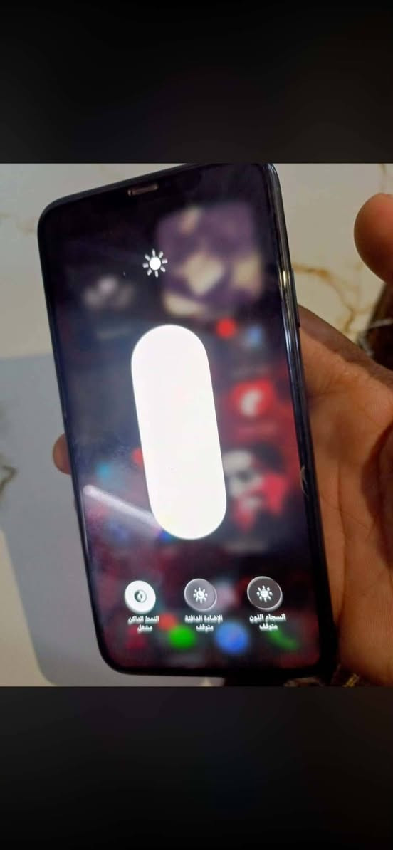 الجهاز iPhone 11 Pro 
📱 مواصفات الجهاز
الموديل: iPhone 11 Pro
الشاشة: 5.8 إنش Super Retina XDR OLED
المعالج: A13 Bionic
الكاميرات: 3 كاميرات خلفية، كل واحدة 12MP
الكاميرا الأمامية: 12MP
Face ID: موجود
مقاومة الماء: IP68
البطارية: 93% حسب الصورة
النظام: iOS 26.6.1 ظاهر بالصورة
اللون: أخضر ليلي تقريبًا
السعر المطلوب: 480,000 د.ع
 سعة التخزين .256 
إذا كان iPhone 11 Pro بسعة 256GB وبطارية 93%،
*********** واتساب

نص مكتوب في الصور:
- 90 10:17 تحديث البرامج تحديثات تلقائية مشغلة iOS 26.6.1 تم التنزيل يوفر هذا التحديث إصلاحات أمنية على iPhone. لمزيد من المعلومات عن محتوى الأمن لتحديثات برامج Apple، يرجى زيارة هذا الموقع الإلكتروني: https://support.apple.com/100100 تمت جدول تحديث سيتم تثبيت iOS 26.6.1 عندما يكون iPhone مقفلا وشحن بطاريته يكفي للتحديث. التحديث الآن إلغاء التحديث