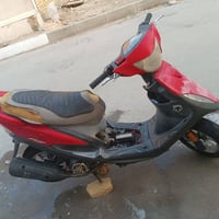 ماكس عدلة • ناصرية مركز