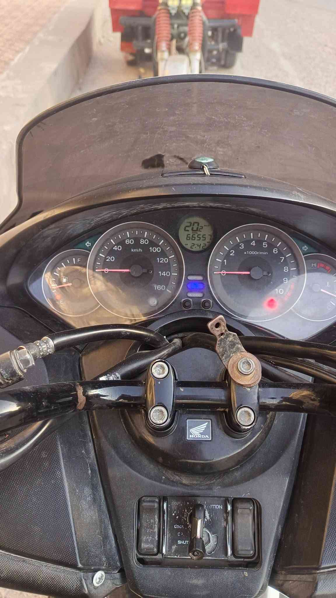 دراجه فورزه 012 
 سعرها 950 الف
بيها صوت بالمكينة 
تفاصيلها كاملة بالفديو
دراجه شغاله نكره سلف
ماشيه 66 الف
عليها منضومة زنون
ابيعها ع هذا وضعها 
مامفتوحه المكينه
البصرة قضاء المدينة
***********
