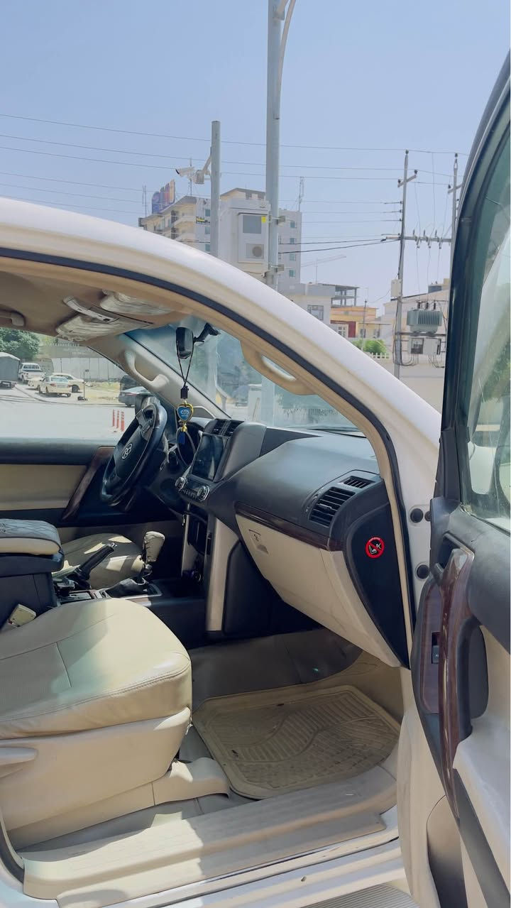 prado 2012
شكڵی كراوە بە ٢٠١٦  كامل بۆیاخە 
گێڕ و دەبڵ ئەكسل و مەكینە بەشەرت كامل كارەبای بەشەرت
سەنەوی بەسەر چوە لە ٢٠٢٢ وە
تەحویل بەشەرت 
شوێن سلێمانی 
نرخ ١٣٠ گەڵاو مەجالێكی زۆر كەم
*********** السليمانية, العراق
