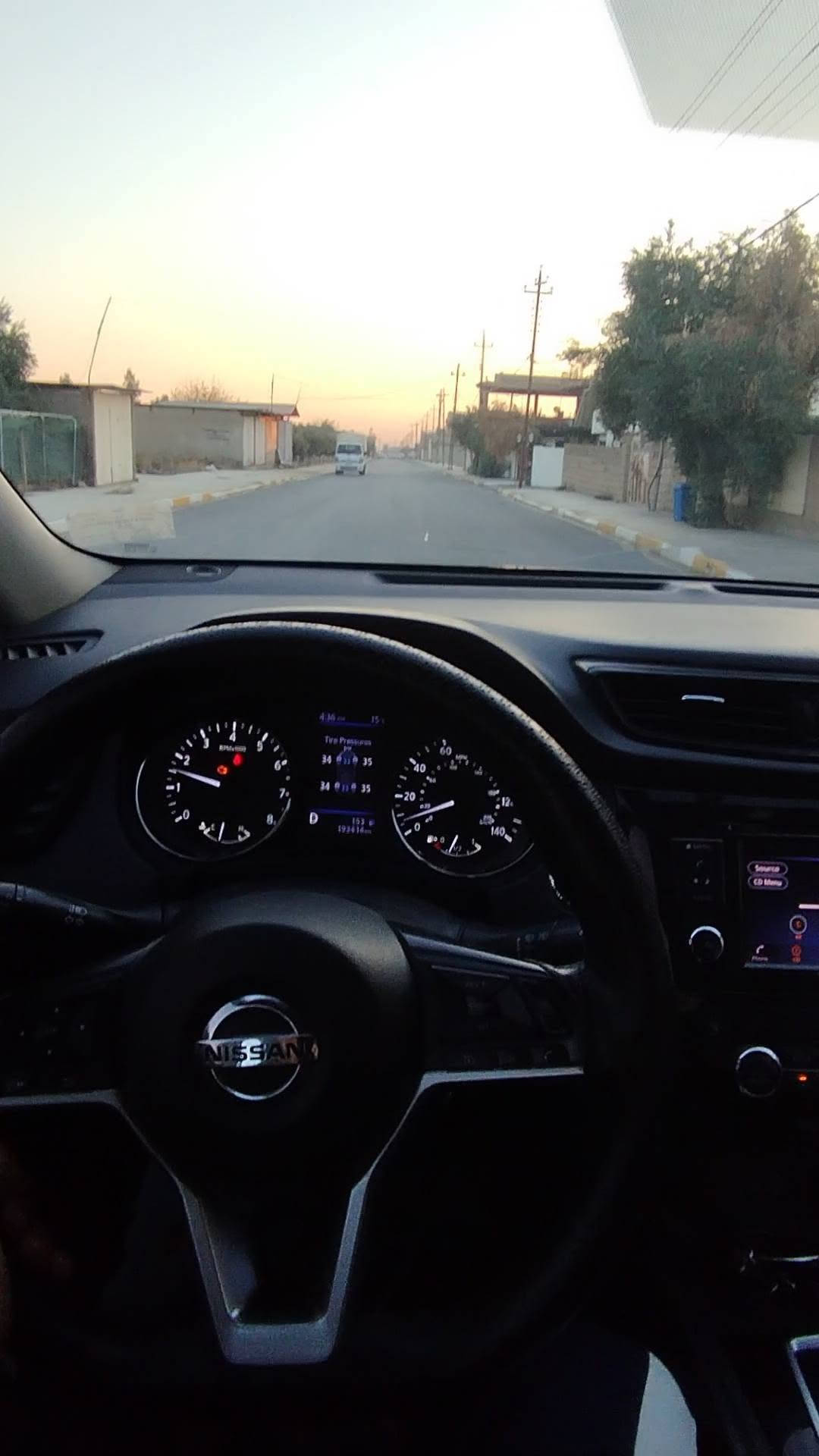 نيسان روج موديل 2018 ياباني 
مواصفات SV
بصمه / بصمه أبواب / دخول ذكي
كشن كهربائي / كروز مثبت سرعة
ابل كار بلاي شاشه حجم كبير ذكيه
تحكمات ستيرن / نظام ايكو موفر بانزين
نظام سبورت / نورمال / تدفئه كشنات/ صندوق كهربائي شفط 
اشاير مري / ويل كب / تبريد ثلج مع السويج
قطعتين تبريد / حساسات خلفيه / كامره /
سنوية عظم جديدة 2031 / أرقام انكليزي جديده نينوئ 12 / هزه جديده / تحويل وكاله بشرط / كوبون بانزين موجود الحديث / المحرك حجم 2500 بشرط /  السياره بسمي تريد تحويل وكاله اني حاضر / كير حاويه جديد لوك  / دبل كير / بيها شويه صبغ بكد الشبر بجمالخ الخلفي ( الهلال الخلفي) / طخم جديد داخلها نظيف ومرتب / سياره متعوب عليها وماناقصها مصرف  /
بجم امامي خلفي كبس تكم كبس بشرط شواصي شرط الفحص
الواتساب مقفل
الرقم
***********
الخاص مفتوح
مكان السيارة موصل بعشيقة
السعر             145
