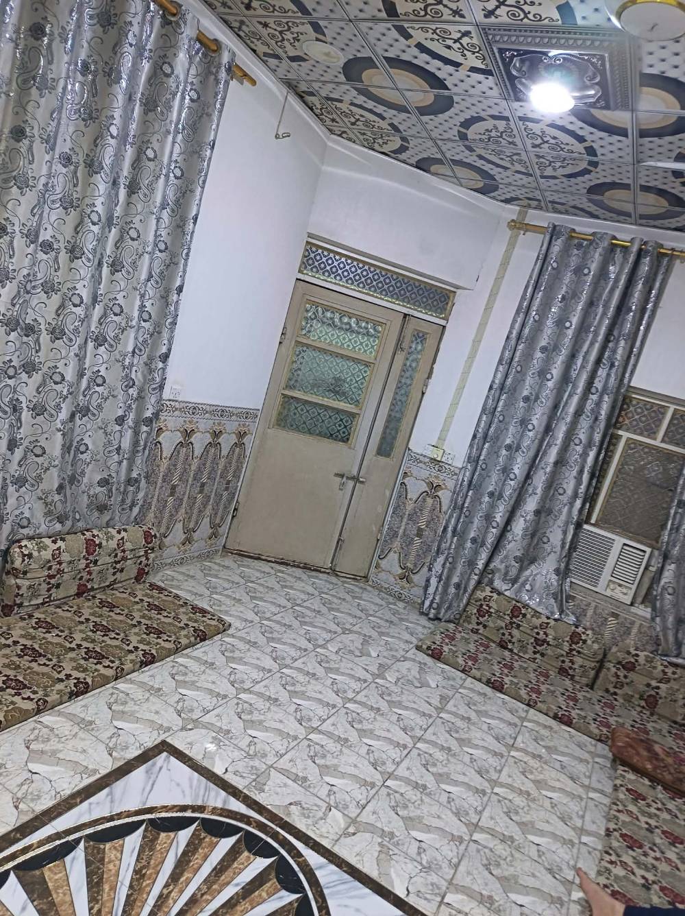 الجماليه • أرض ٧٠٠م • دار ٢٣٠م